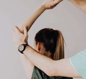 Difference between an osteopath and a chiropractor